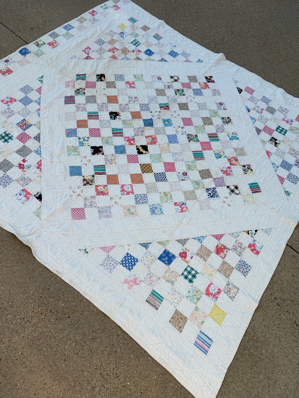 Vintage 1920-1940s checkerboard Irish quilt patchwork diamond feed sack blanket - Picture 2 of 11